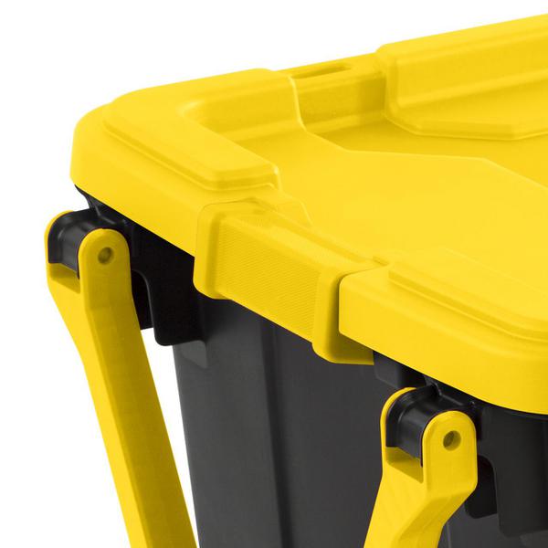 Sterilite Industrial Tote Rugged Construction 40 Gallon Wheeled Latches Set of 2